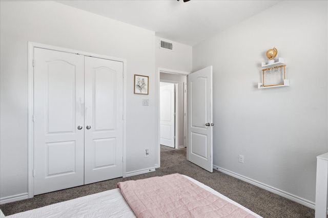 1100 Crest Breeze Drive, Fort Worth, TX 76052