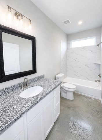 6 Greenway Drive, Trinity, TX 75862
