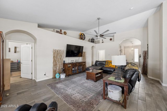 11520 E SABLE Avenue, Mesa, AZ 85212