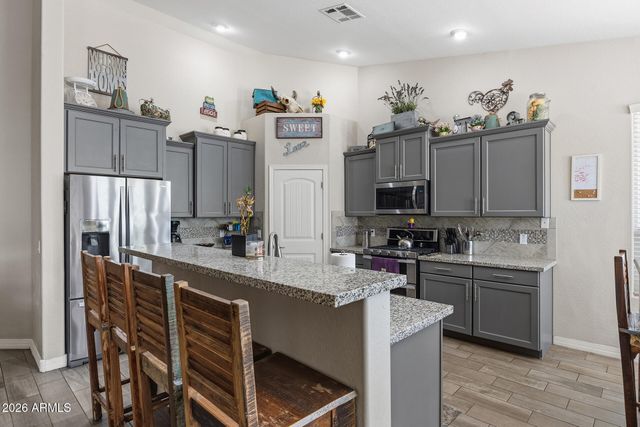 11520 E SABLE Avenue, Mesa, AZ 85212