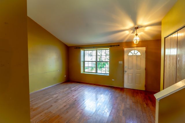 5210 Pine Trails Circle, Plainfield, IL 60586