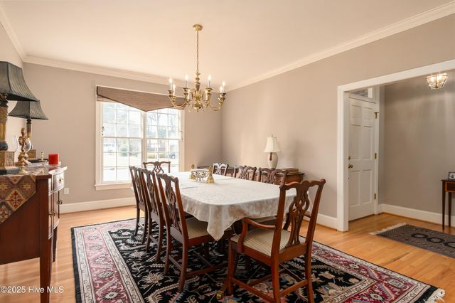 1301 Par Drive, Kinston, NC 28504