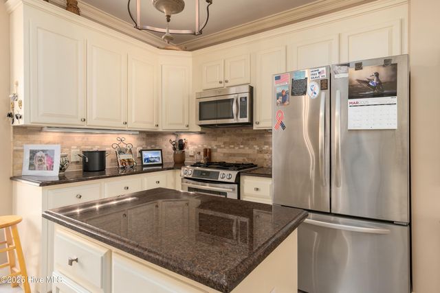 1301 Par Drive, Kinston, NC 28504