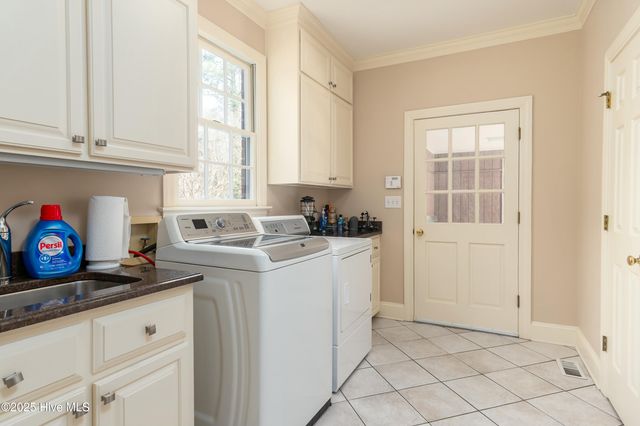 1301 Par Drive, Kinston, NC 28504