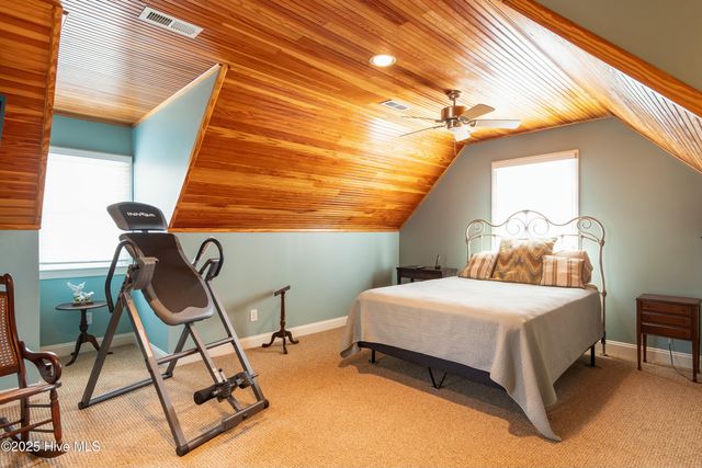 1301 Par Drive, Kinston, NC 28504