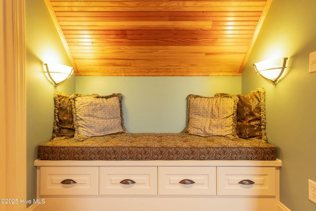 1301 Par Drive, Kinston, NC 28504