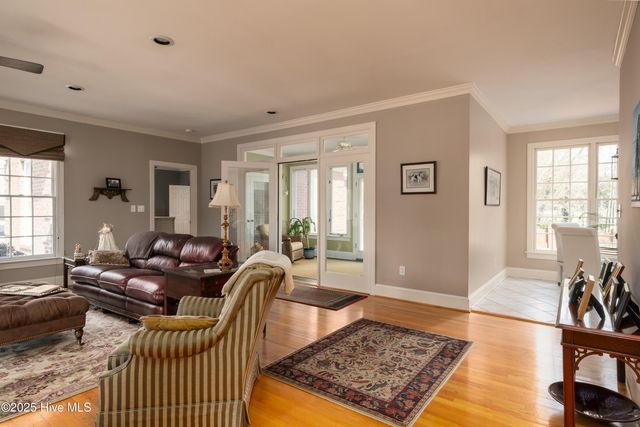 1301 Par Drive, Kinston, NC 28504