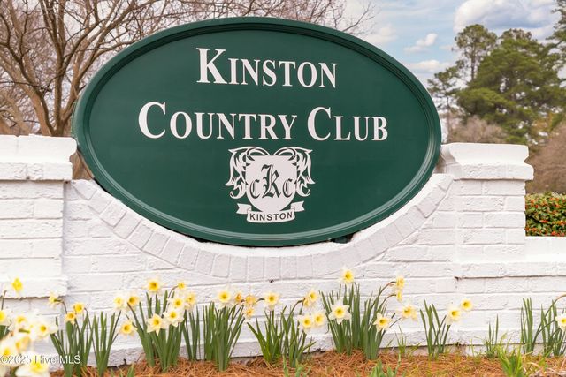 1301 Par Drive, Kinston, NC 28504