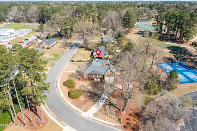 1301 Par Drive, Kinston, NC 28504