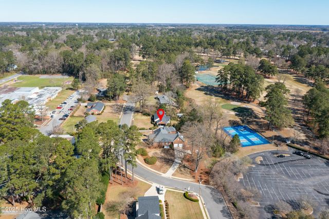 1301 Par Drive, Kinston, NC 28504