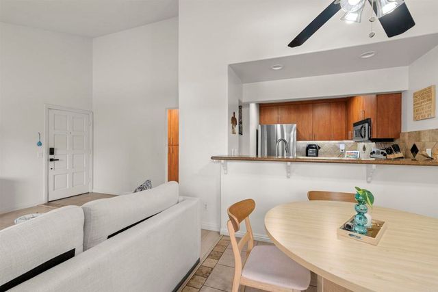 7003 Saranac Street 203, San Diego, CA 92115