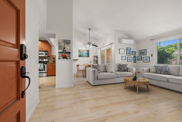 7003 Saranac Street 203, San Diego, CA 92115