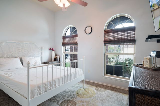 1120 Cheyenne Drive, Aubrey, TX 76227