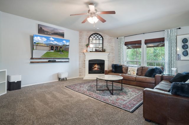 1120 Cheyenne Drive, Aubrey, TX 76227