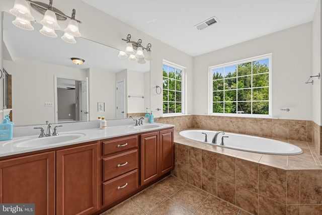 3480 OLD JONES RD, Dunkirk, MD 20754