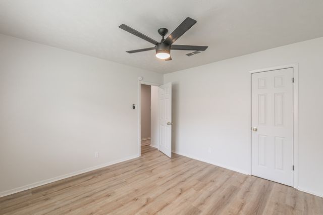 5613 Pecos Court, De Cordova, TX 76049