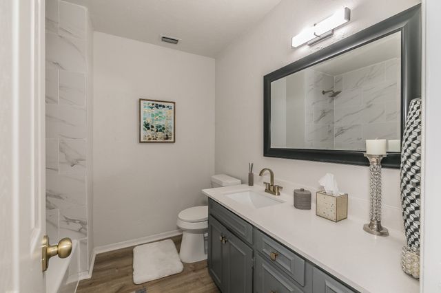 5613 Pecos Court, De Cordova, TX 76049