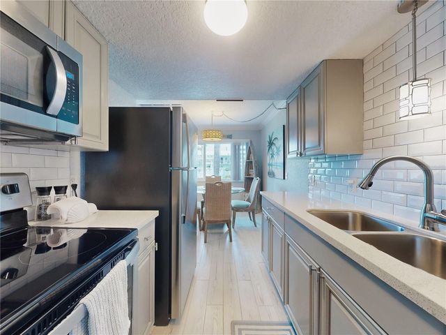 541 S PENINSULA AVENUE B06, New Smyrna Beach, FL 32169