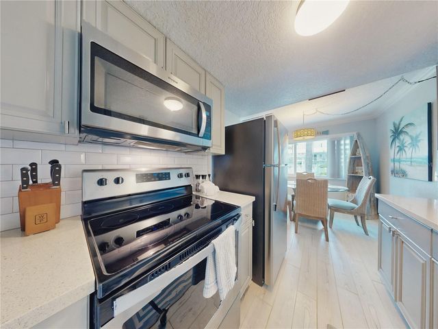 541 S PENINSULA AVENUE B06, New Smyrna Beach, FL 32169