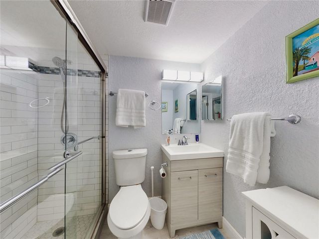 541 S PENINSULA AVENUE B06, New Smyrna Beach, FL 32169