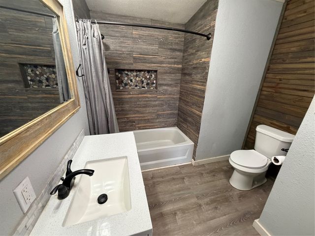 240 Paint Court, Stephenville, TX 76401