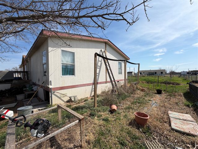 240 Paint Court, Stephenville, TX 76401