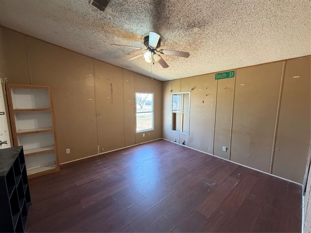 240 Paint Court, Stephenville, TX 76401