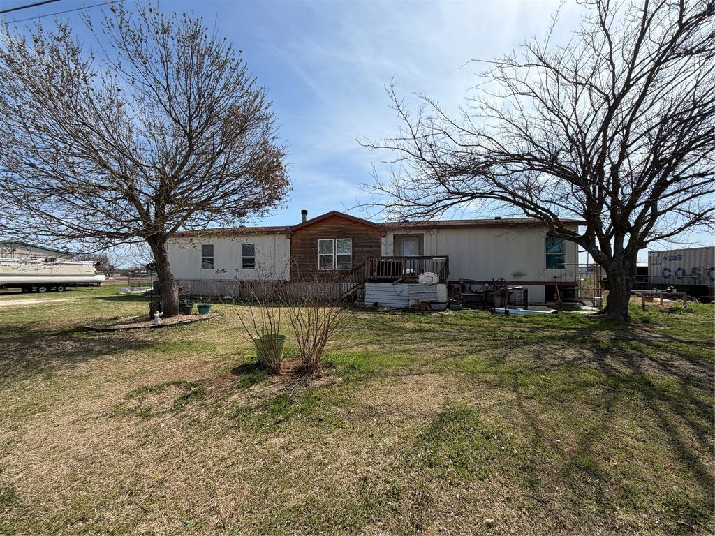 240 Paint Court, Stephenville, TX 76401