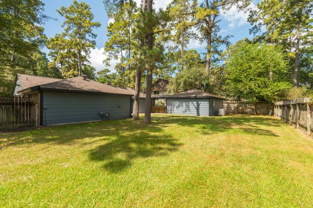 1915 Seven Oaks Drive, Kingwood, TX 77339