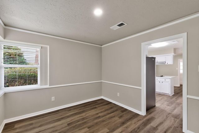1915 Seven Oaks Drive, Kingwood, TX 77339