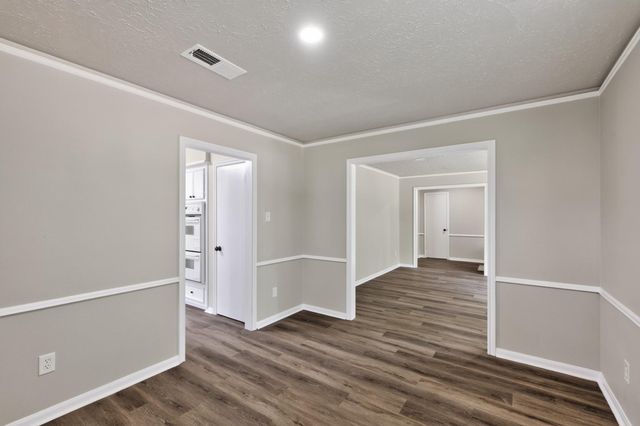 1915 Seven Oaks Drive, Kingwood, TX 77339