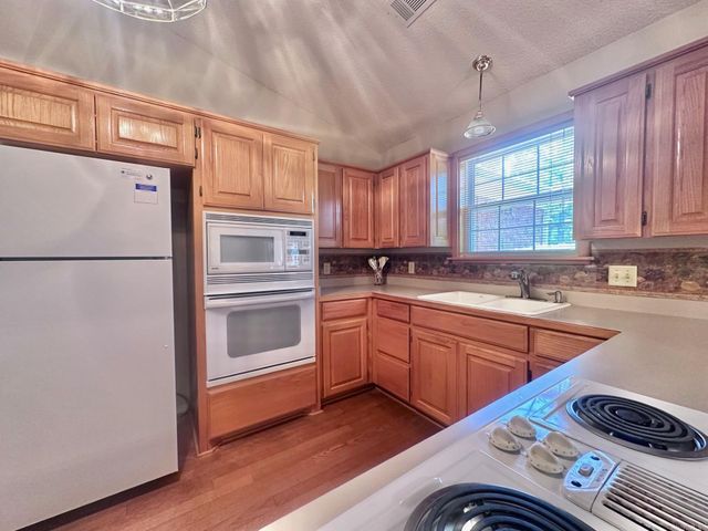 3 Peral Way, Hot Springs, AR 71909