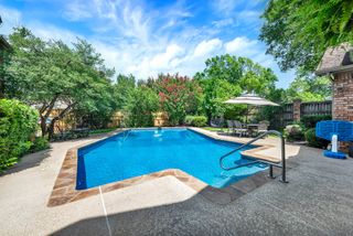 3700 Hillwood Way, Bedford, TX 76021