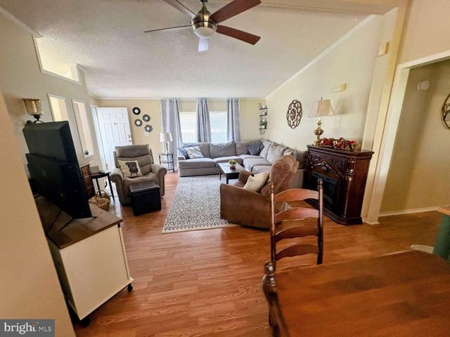 458 CRANBERRY DR, Williamstown, NJ 08094