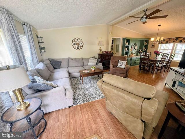 458 CRANBERRY DR, Williamstown, NJ 08094