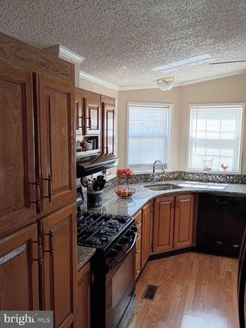458 CRANBERRY DR, Williamstown, NJ 08094