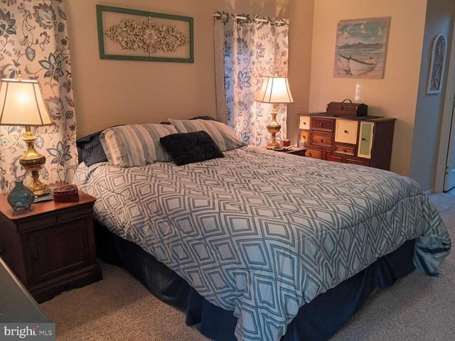 458 CRANBERRY DR, Williamstown, NJ 08094