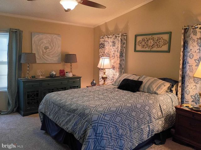 458 CRANBERRY DR, Williamstown, NJ 08094