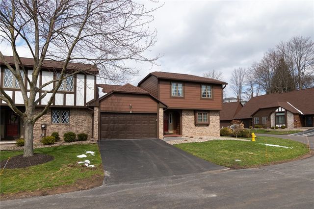 40 Cambridge Court, Perinton, NY 14450