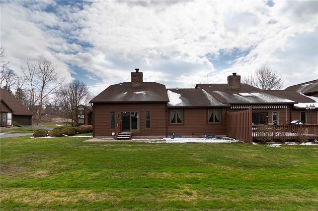 40 Cambridge Court, Perinton, NY 14450