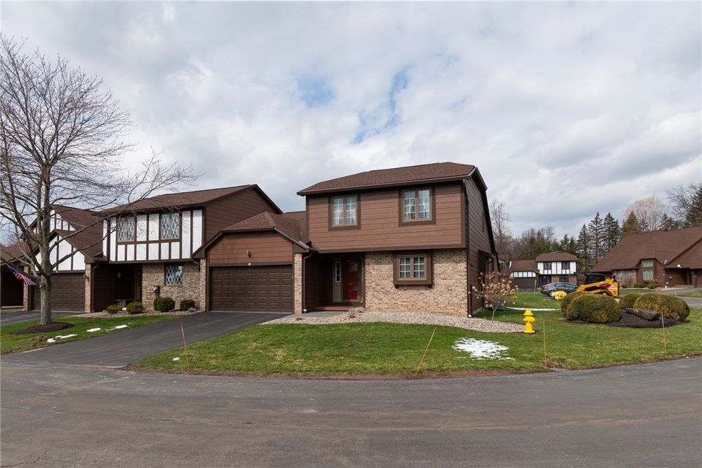 40 Cambridge Court, Perinton, NY 14450