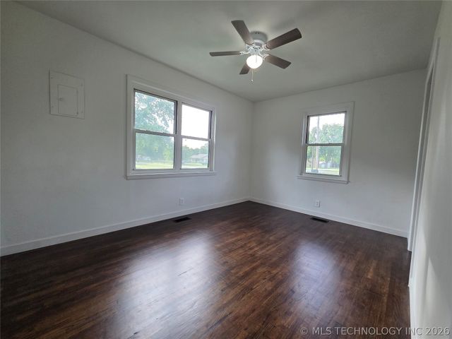 216 N Pine Street, Oologah, OK 74053