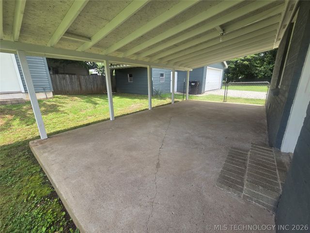 216 N Pine Street, Oologah, OK 74053
