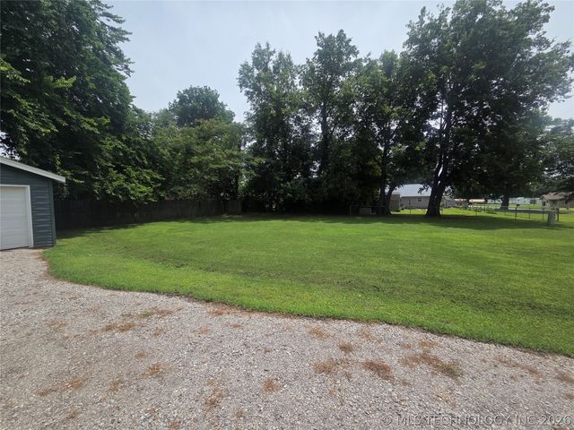 216 N Pine Street, Oologah, OK 74053