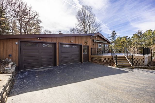 416 Thayer Road, Perinton, NY 14450