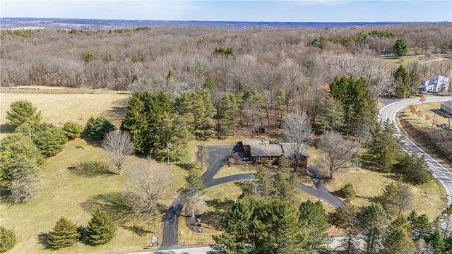 416 Thayer Road, Perinton, NY 14450