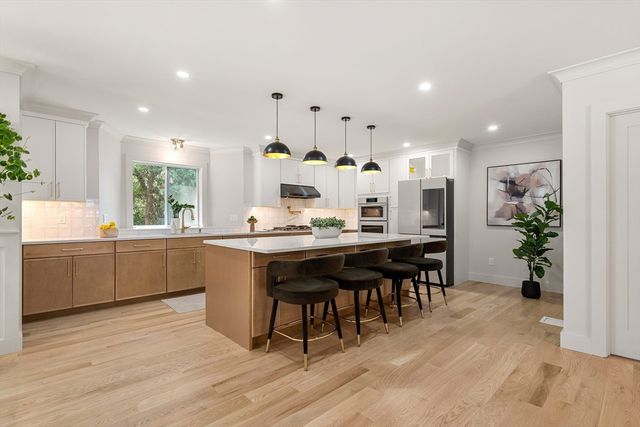 62 Summit Avenue, Sharon, MA 02067