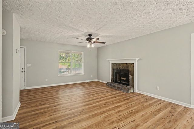 210 Burnt Hickory Drive, Dallas, GA 30132