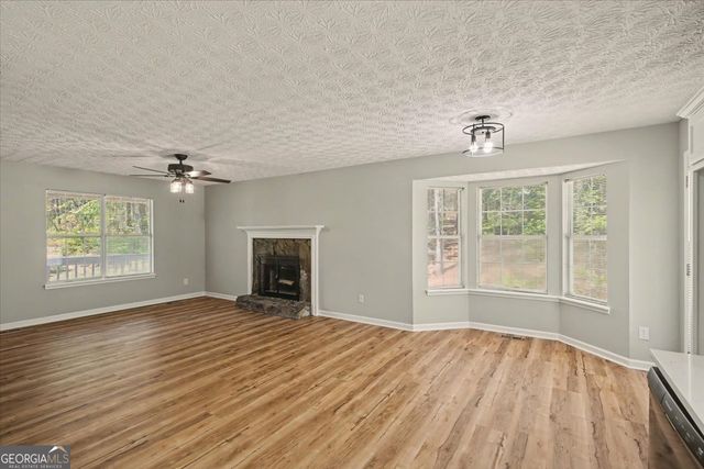 210 Burnt Hickory Drive, Dallas, GA 30132