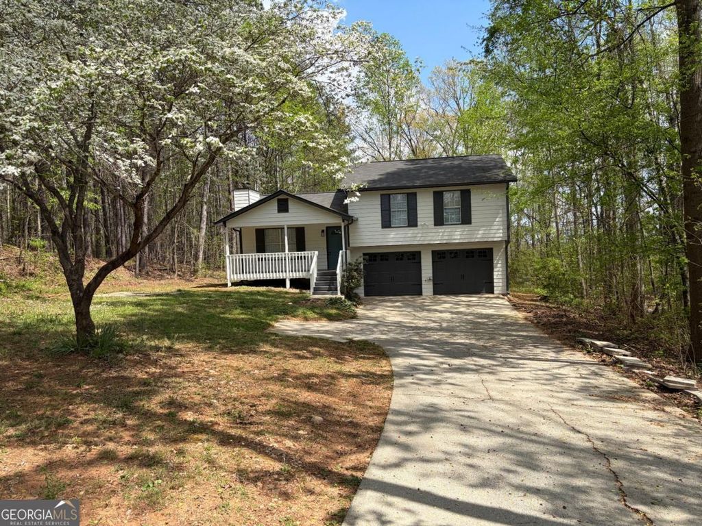 210 Burnt Hickory Drive, Dallas, GA 30132